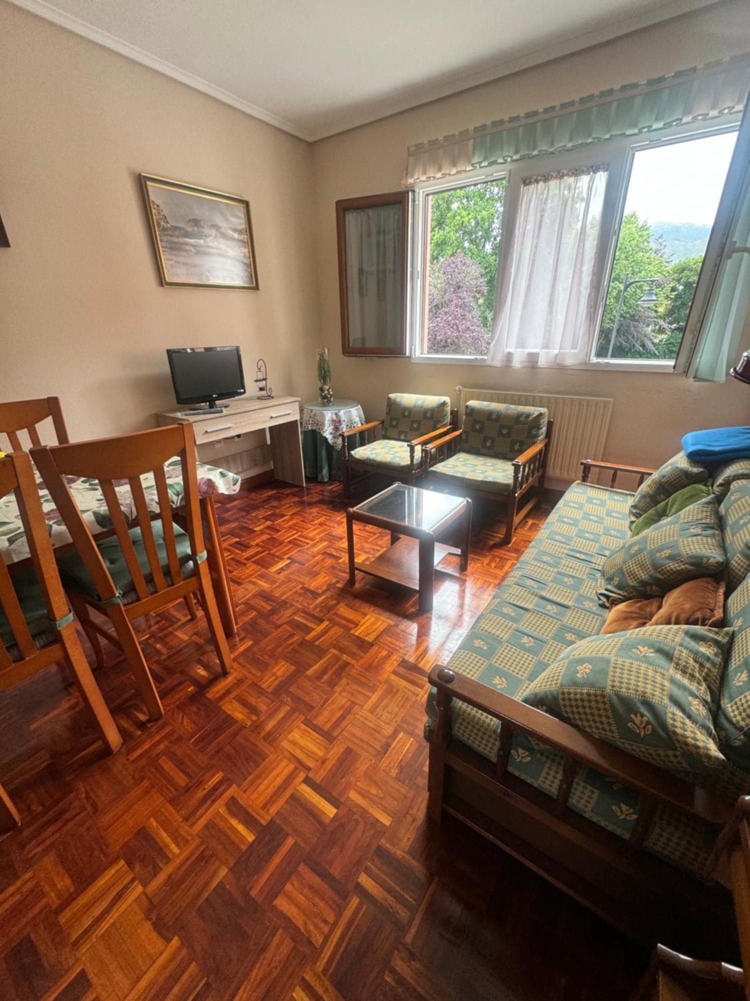 Apartamento En Llanes Con Plaza De Garaje Cubierta Exteriör bild