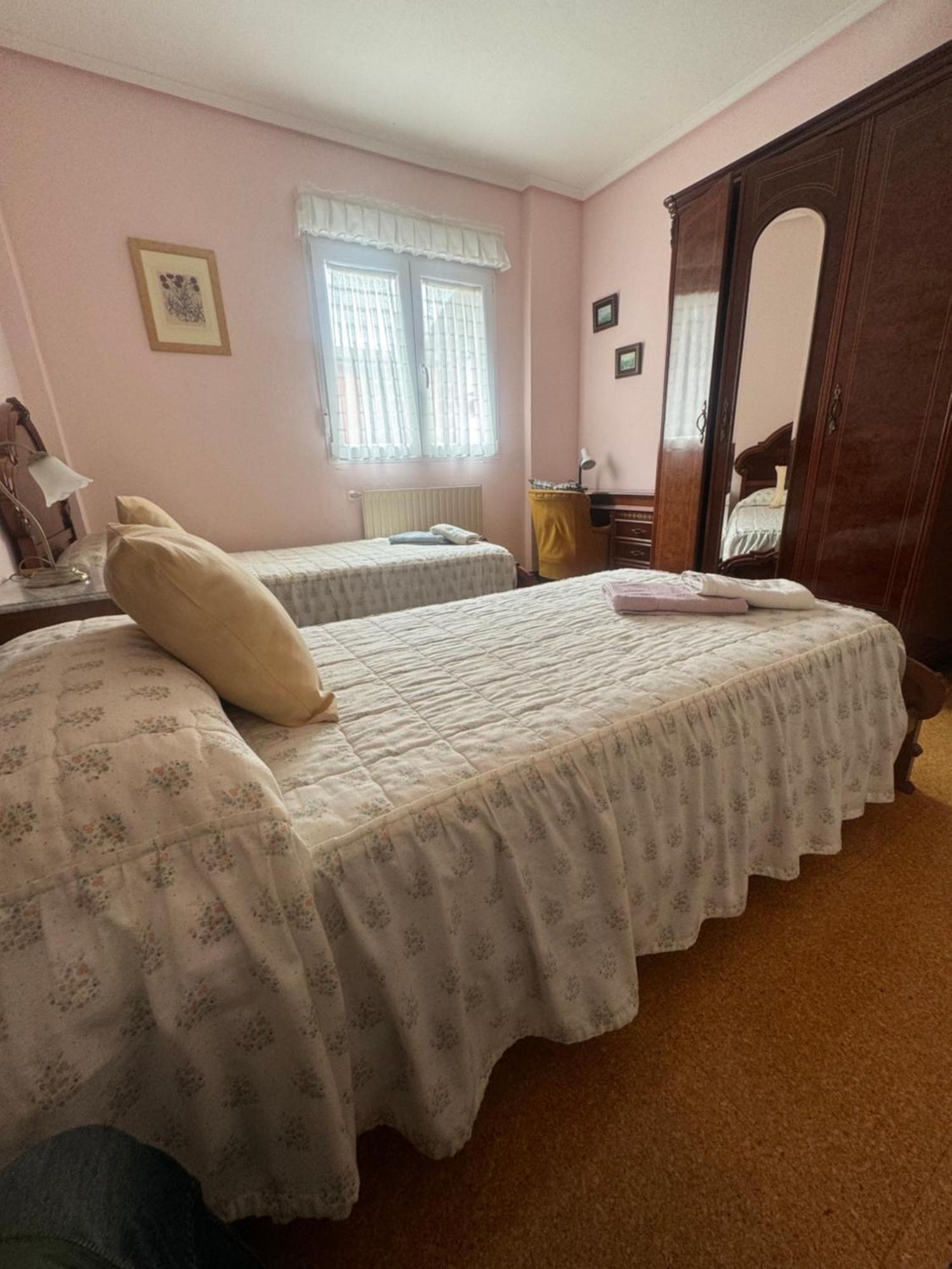 Apartamento En Llanes Con Plaza De Garaje Cubierta Exteriör bild