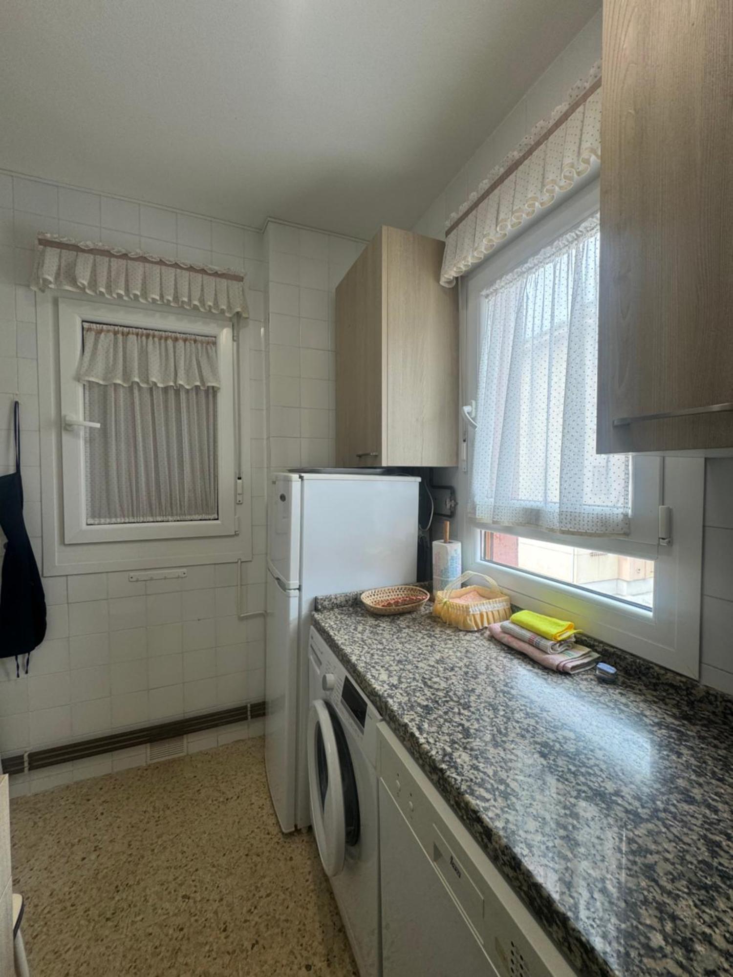 Apartamento En Llanes Con Plaza De Garaje Cubierta Exteriör bild